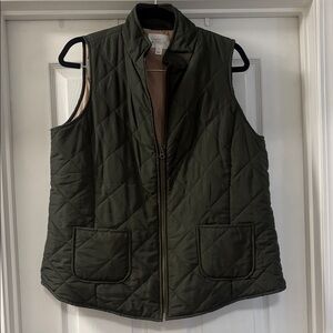 Market & Spruce Dark Green Quilted Vest